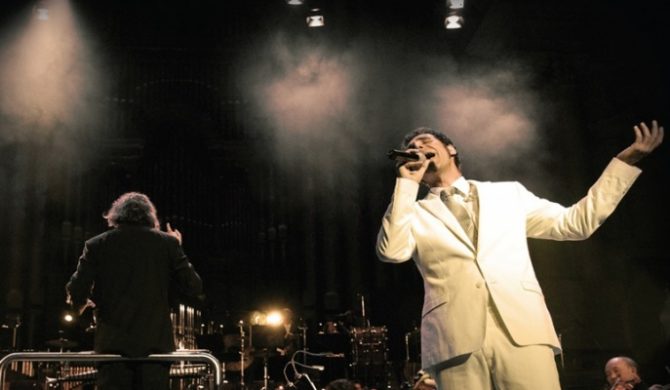 Serj Tankian w sklepach