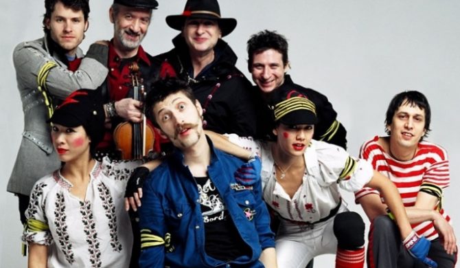 Posłuchaj nowego albumu Gogol Bordello