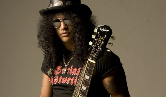 Teledysk: Slash – „By The Sword”